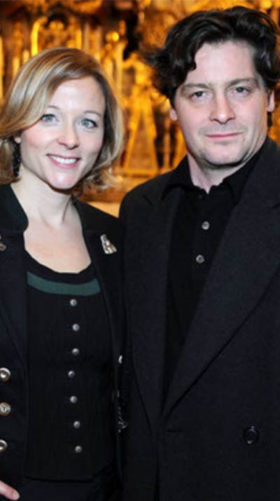sängerin ines verena haas mit Fritz Karl beim Round Table Weihnachtskonzert in Traunkirchen 2009